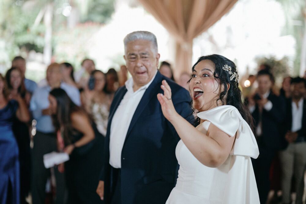 Erika & Nathan · El baile · 75